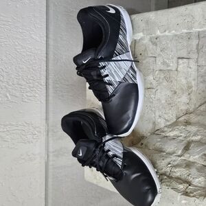 Nike Black and White Athletic Shoes